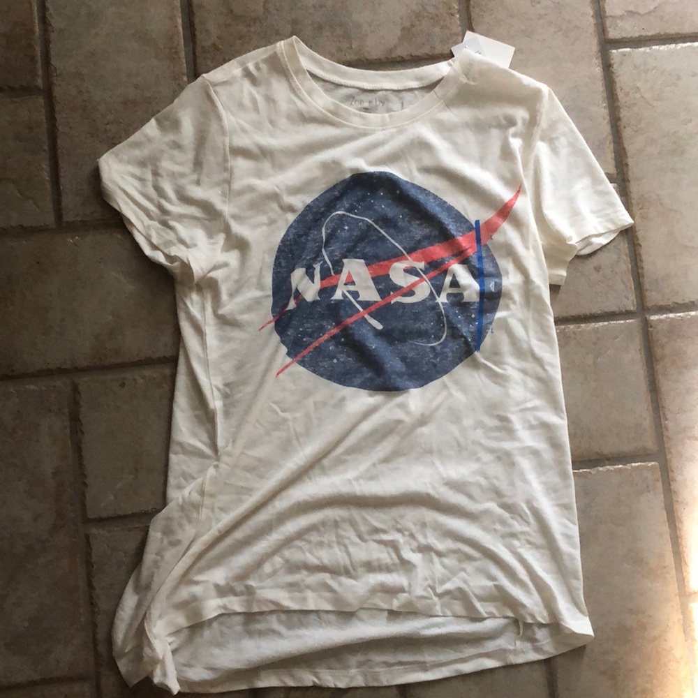 Vintage type NASA shirt!